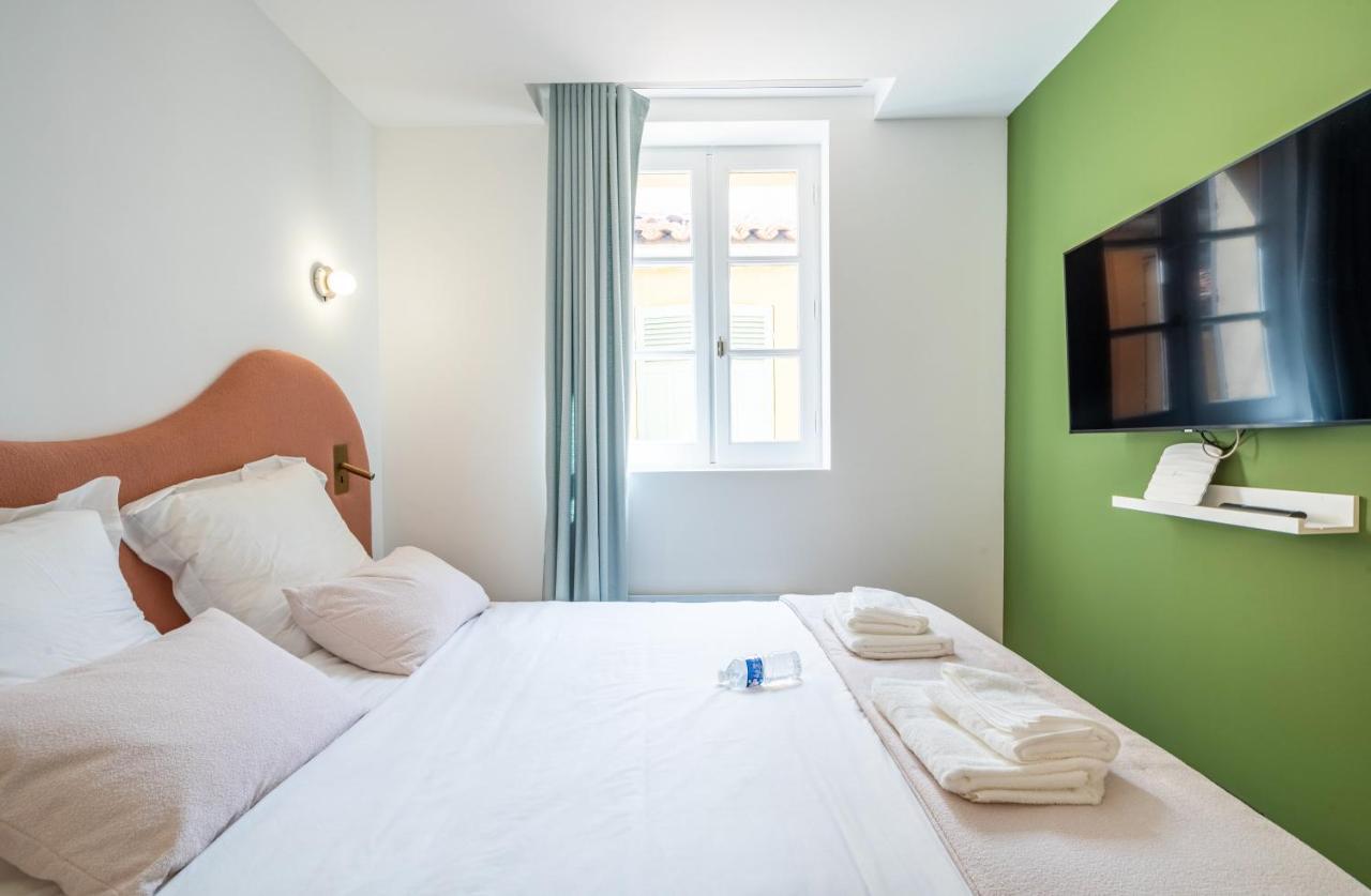 Residence Feniers - Hyper Centre St Tropez แซ็ง-ทรอเป ภายนอก รูปภาพ